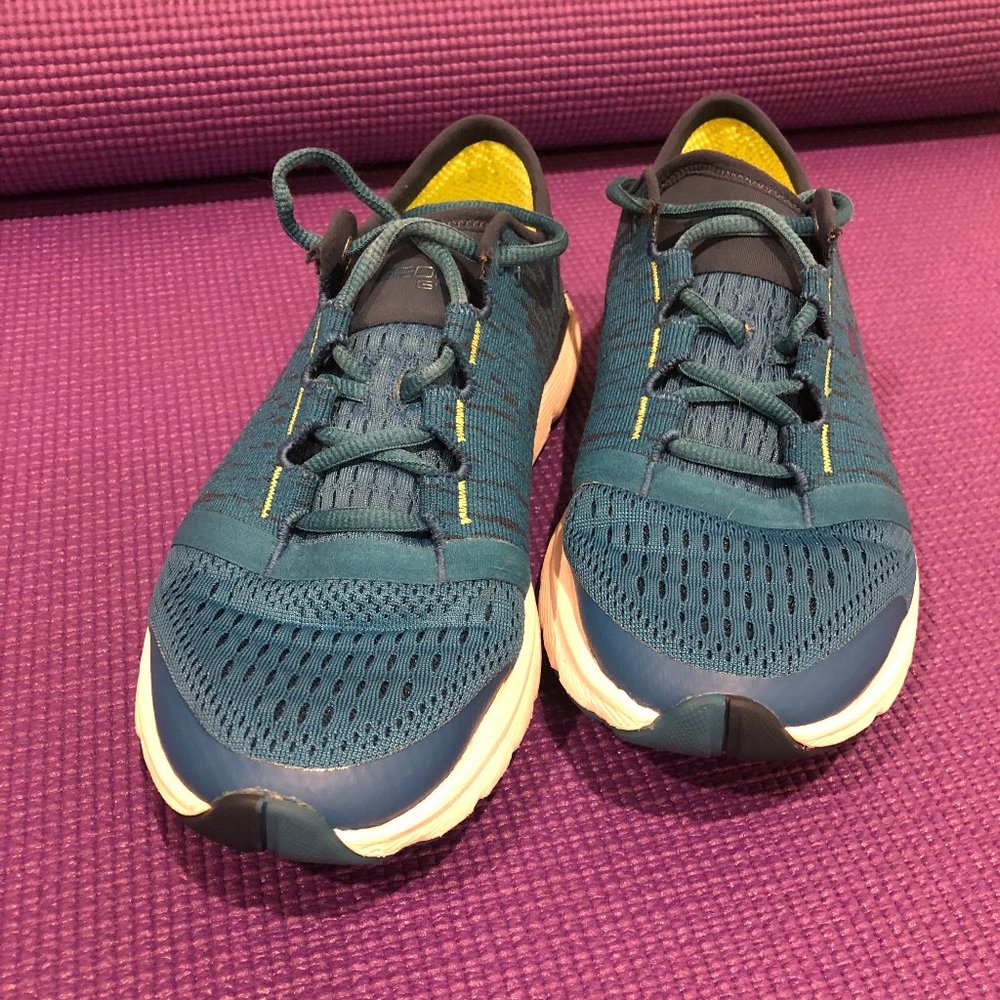 Under Armour Speed Form Gemini 3 Running Shoe